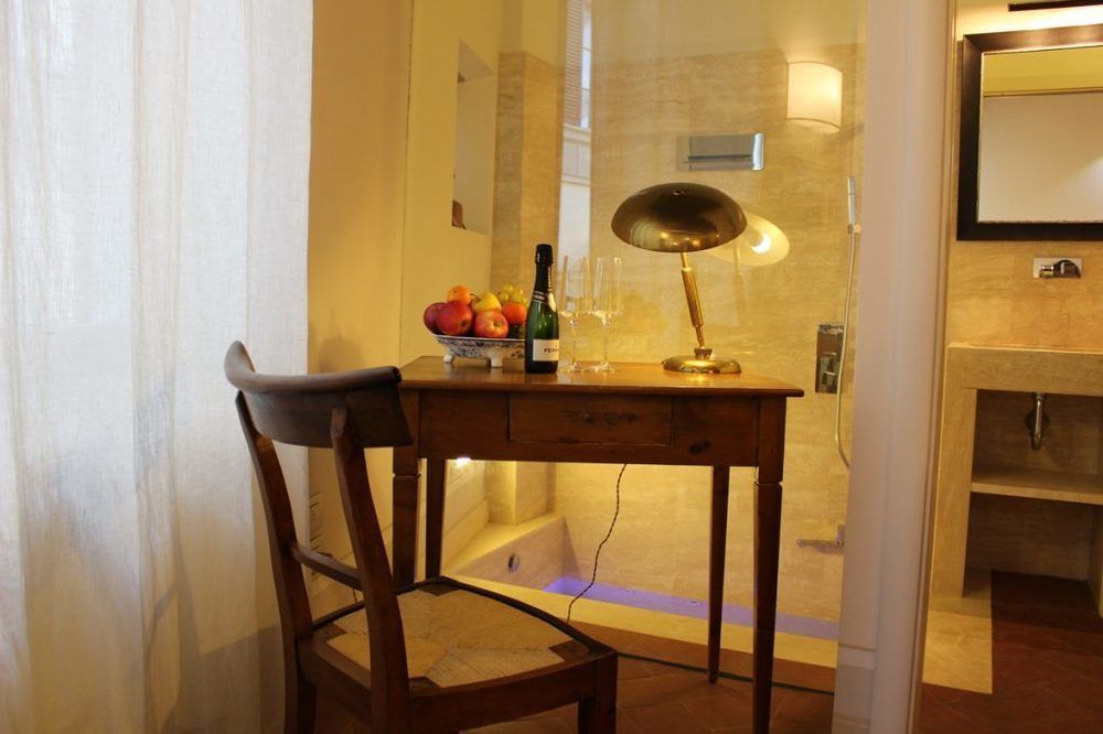 B & B Righi In Santa Croce Florenz Exterior foto