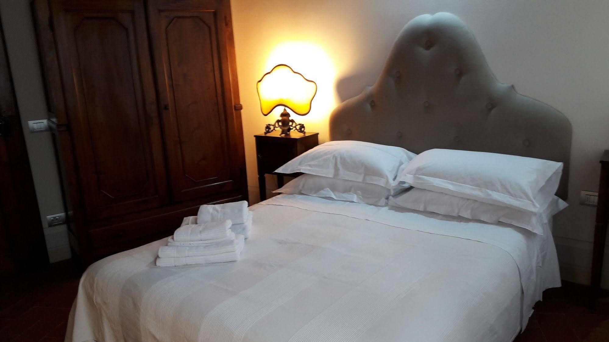 B & B Righi In Santa Croce Florenz Exterior foto
